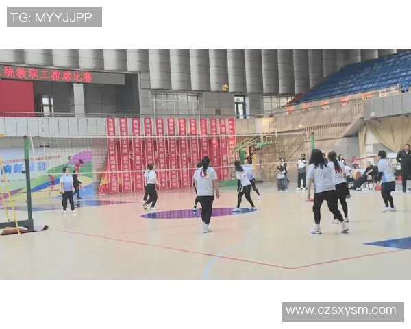 成都排球队的奋进之路:一段排球精神与团队合作的真实纪实 成都排球队的奋进之路:一段排球精神与团队合作的真实纪实