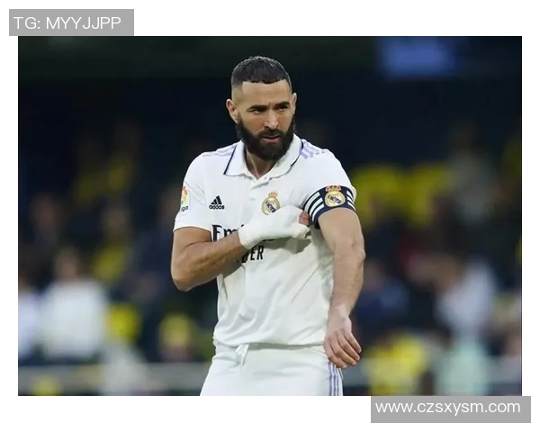 足球明星私服运动装时尚解析与搭配技巧分享 足球明星私服运动装时尚解析与搭配技巧分享